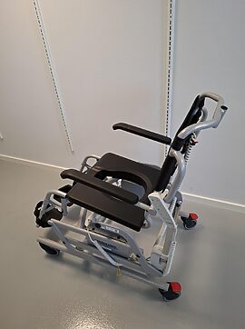 brugt toilet/badestol med el