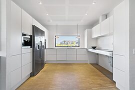 7214119_13-328-16_photo_web