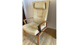 Brugt Farstrup stol med elektrisk sædeløft