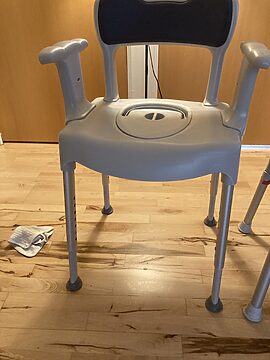 Toiletstol og badestol til salg
