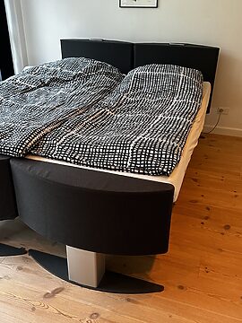 Dobbelt rotobed plejesenge - 2 år gamle