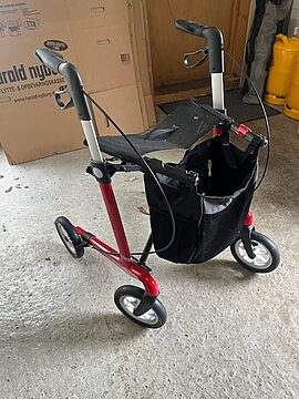 rollator letvægt - kun brugt indendøres