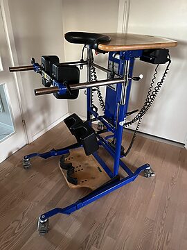 Brugt ståstøttebord søges